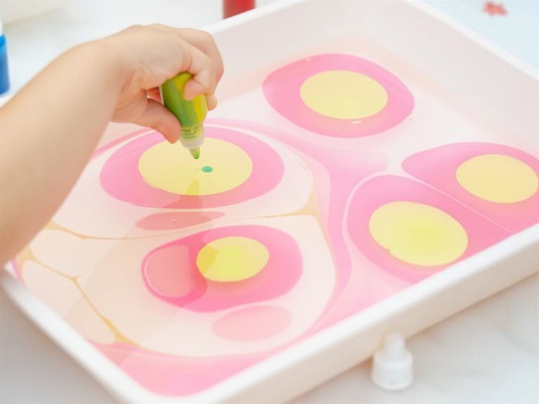 For the whole family: games and creativity