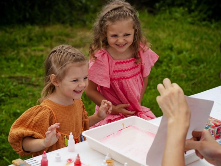 For the whole family: games and creativity