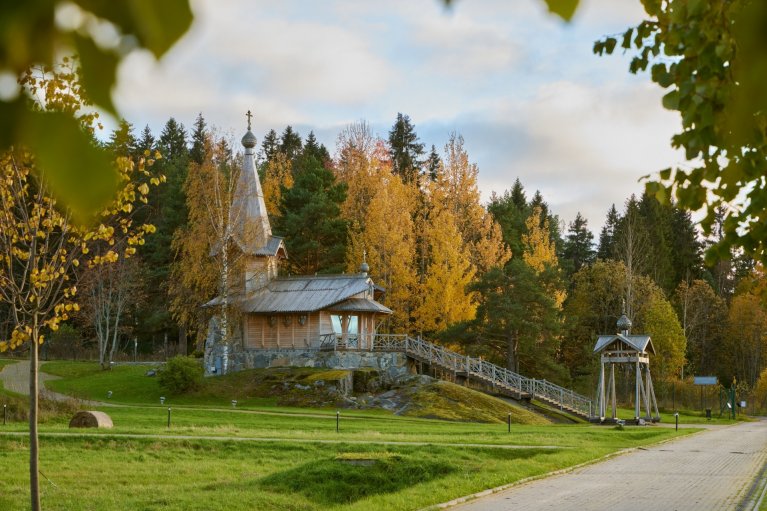 Экскурсии и путешествия